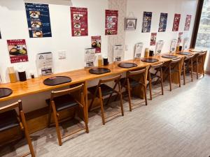 おにぎりこんが　店内　カウンター席